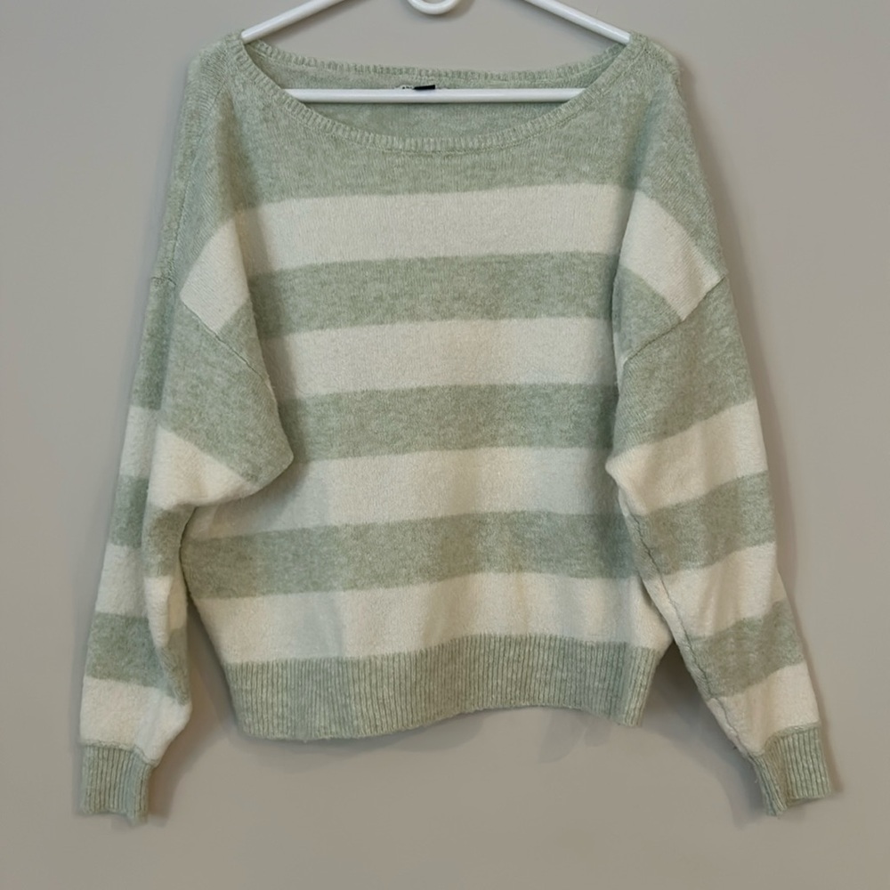 American Eagle Oversized Sweater